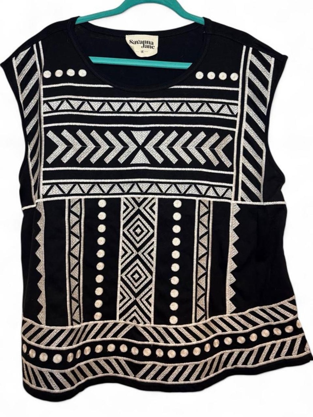 Savanna Jane NWT Black/Cream Boho/Tribal Boxy Sleeveless Top